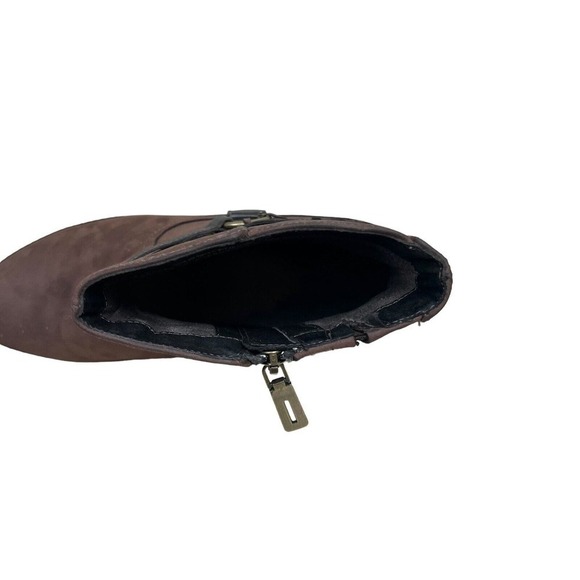 Clarks Artisan Ankle Boot Brown Nubuck Harness Strap Block Heel Zip Women Sz 9M - Picture 7 of 9